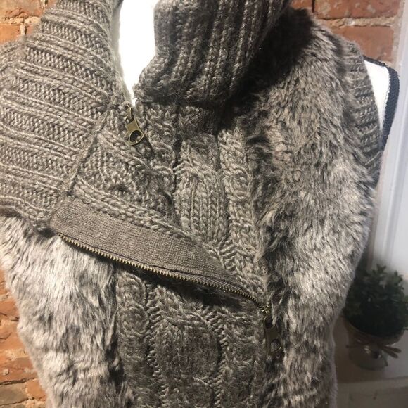 KENAR WOMENS MEDIUM FAUX FUR ALPACA WOOL BLEND ZIP UP CABLE KNIT SWEATER VEST - Picture 4 of 8
